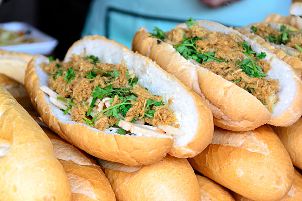 baguette 8 Lao Dishes You’ve Been Missing