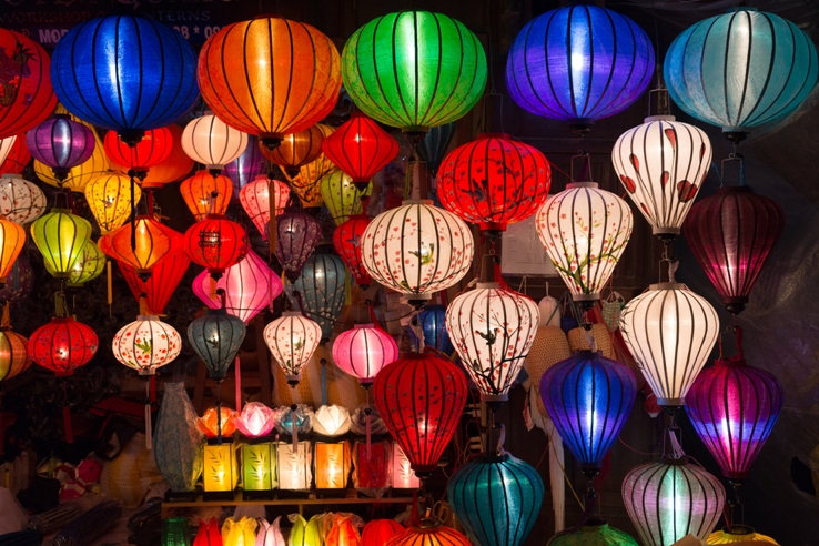 lantern_263737982 An Ultimate Guide To Souvenir Shopping In Vietnam (Part 1)
