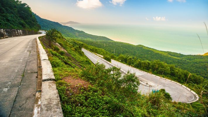 Top 6 Reasons Why You Should Visit Vietnam in 2016