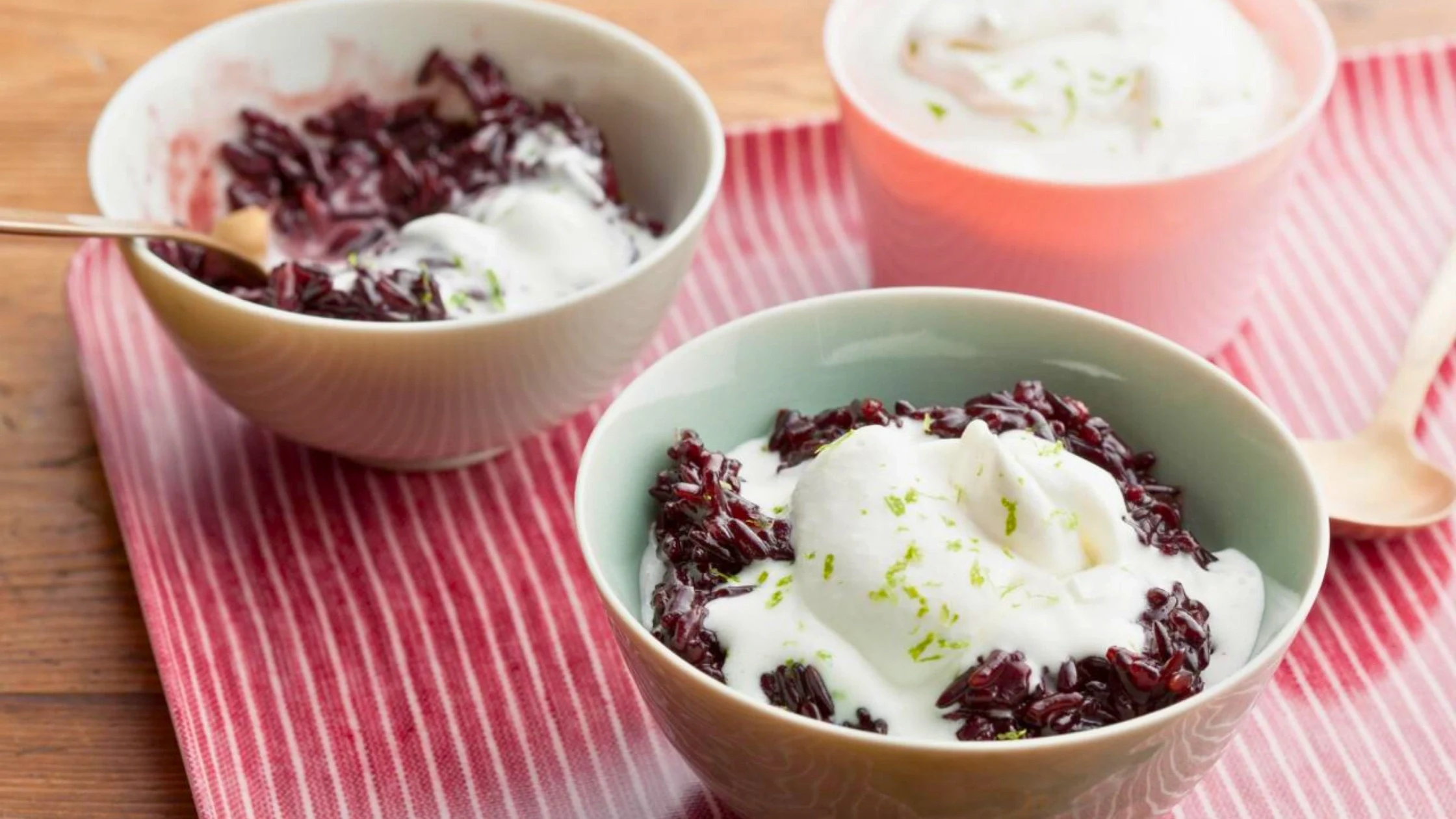 Blog: Must Try Summer Street Food in Hanoi (Part 1)