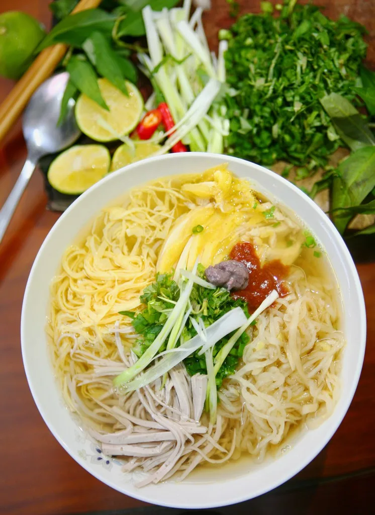6 Best Hanoi Dishes Bun Thang