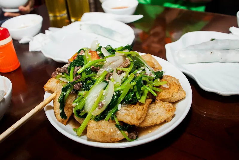 6 Best Hanoi Dishes Pho Chien Phong