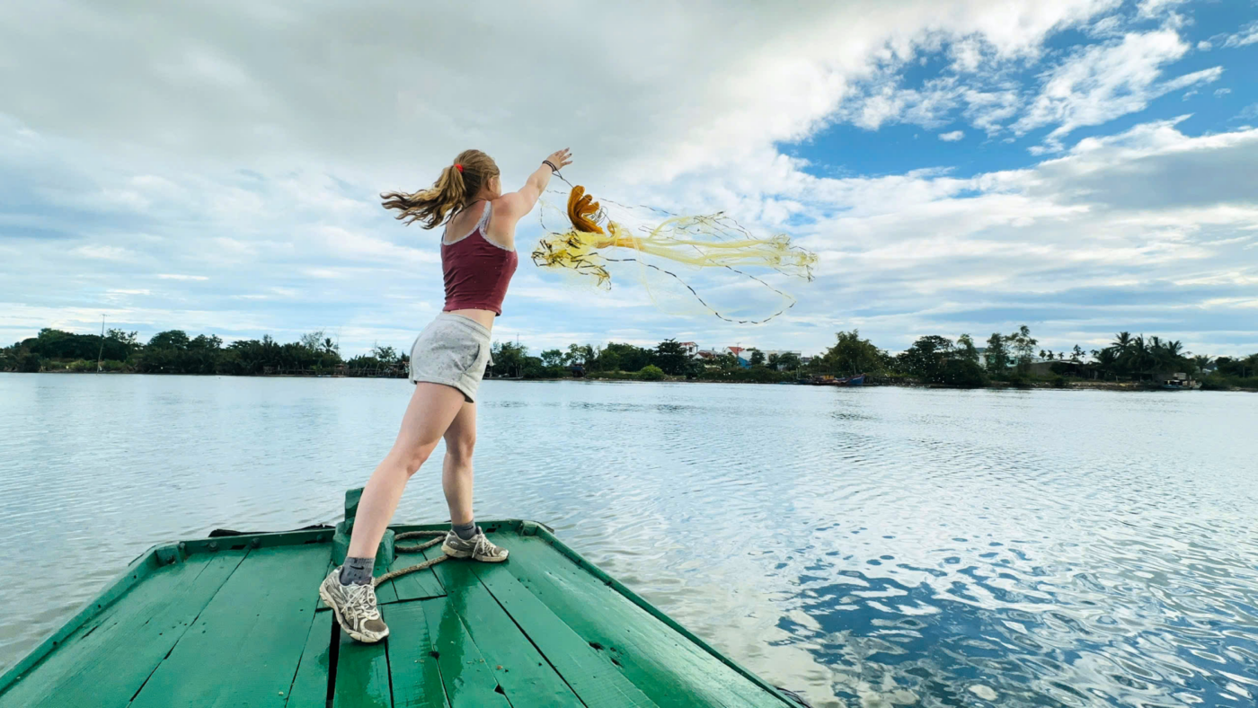 Agricultural tourism in Vietnam-Fishing-Experience-8