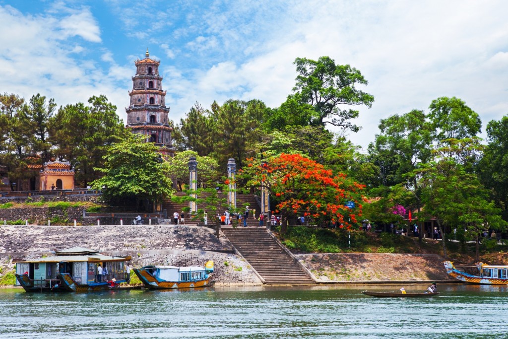 pagoda - Thien Mu_195535568