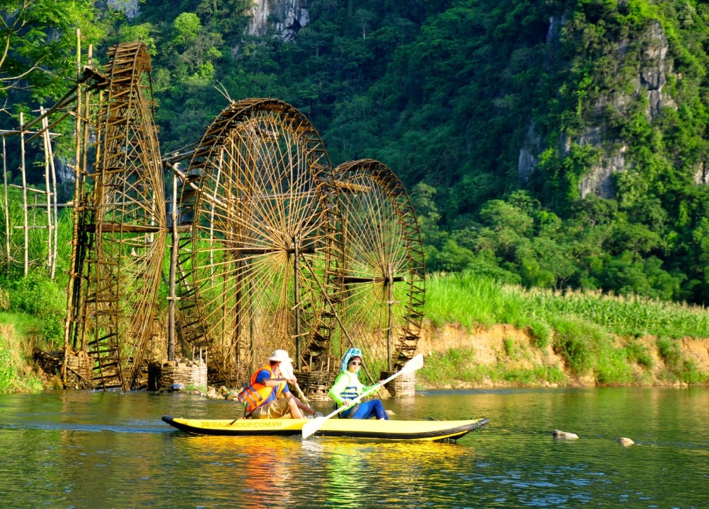 Bamboo rafting