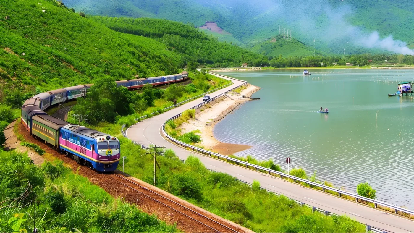 Vietnam-Luxury-Train-Travel-15