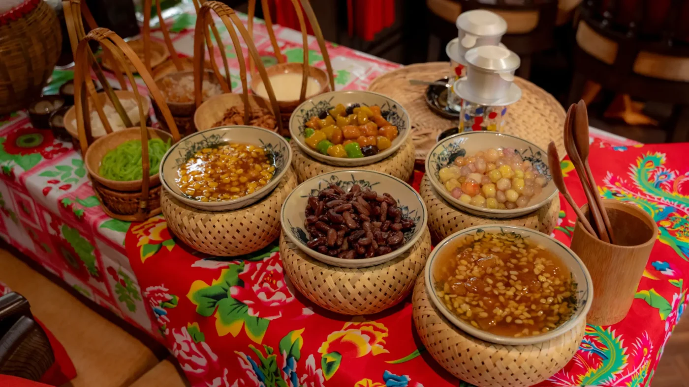 Vietnam Luxury Train Travel-4