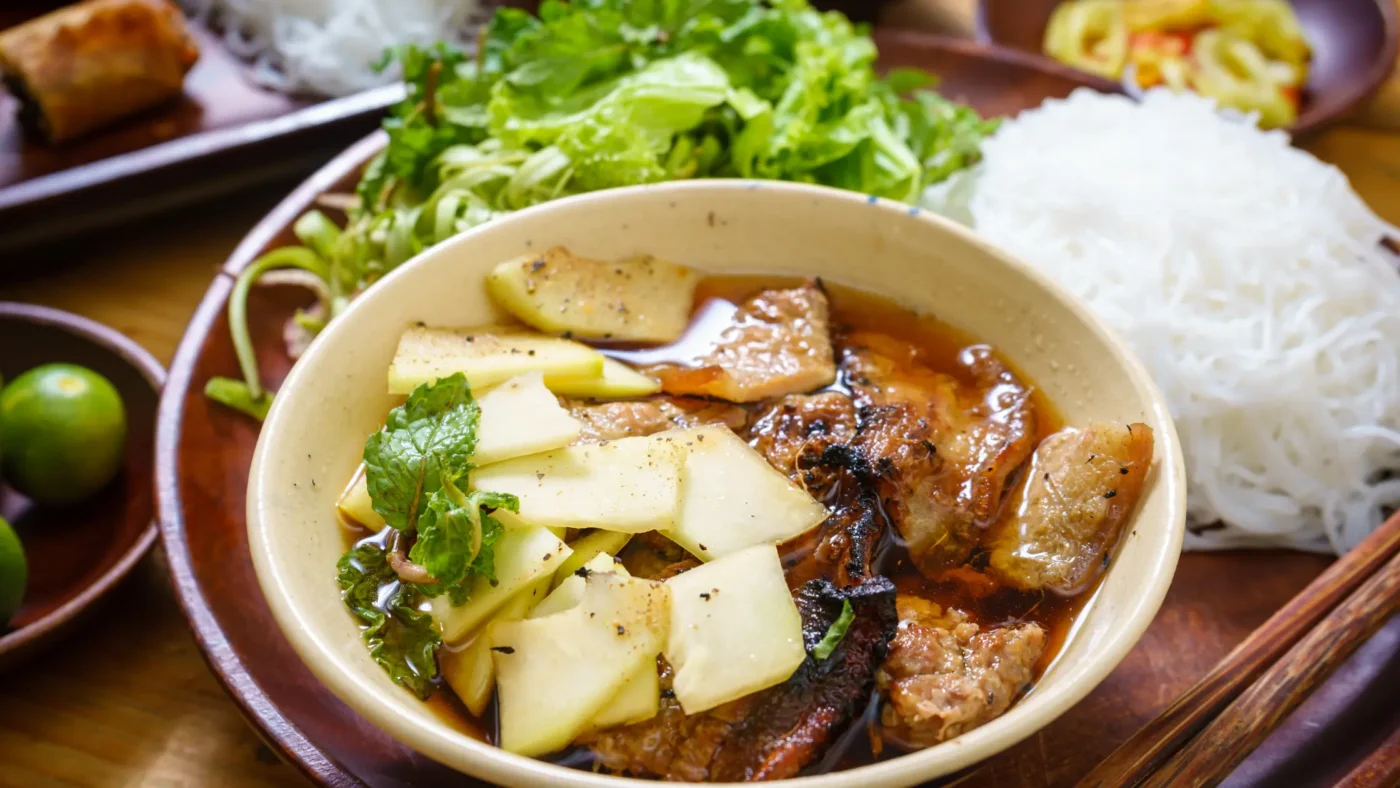Vietnamese-Cuisine-Bun-cha
