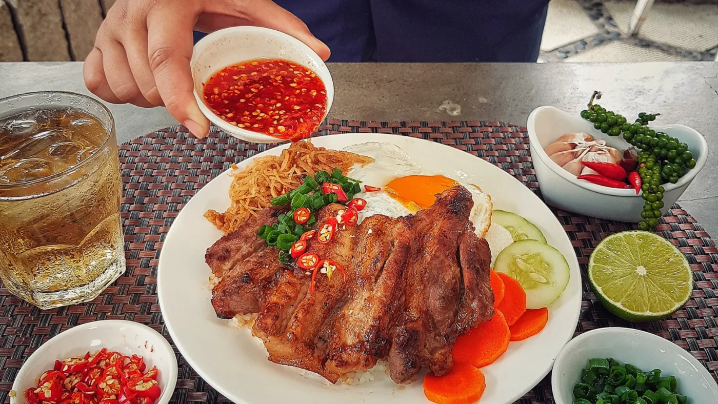 Vietnamese-Cuisine-Com-Tam