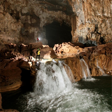Quang Binh Caves - Natural Treasure 3 Days